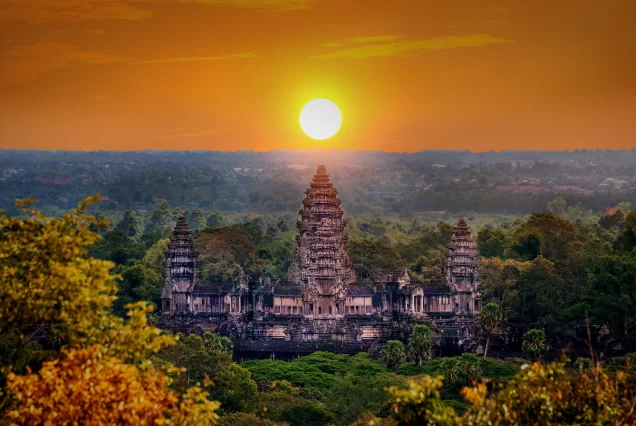 Deluxe 14-Day Vietnam & Cambodia Discovery 2026 with Hoi An, Ha Long Bay & Siem Reap